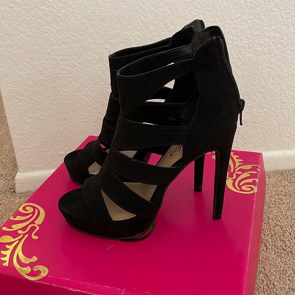 Black stiletto heels